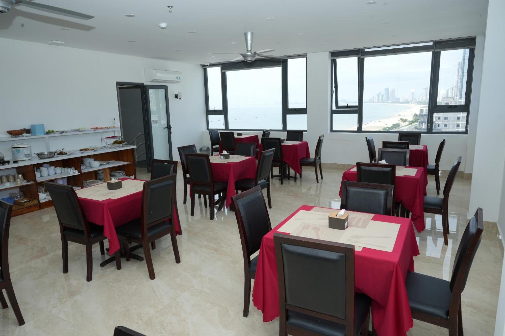 Bay Hotel